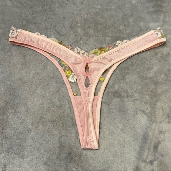 New! For Love and Lemons Swirly Star Panty 10164 - Picture 9 of 10